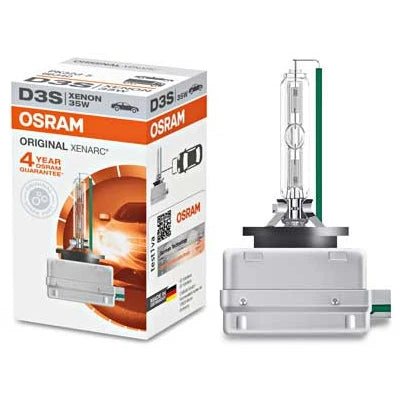 Osram Xenarc Original D3S -polttimo tuotepakkauksen kanssa kuvattuna valkoista taustaa vasten.
