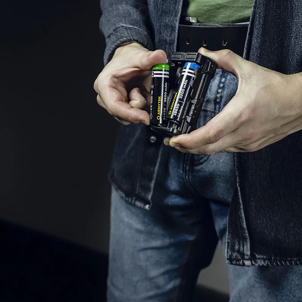 Akkulaturi Armytek Handy C2 VE, 2 latauspaikkaa