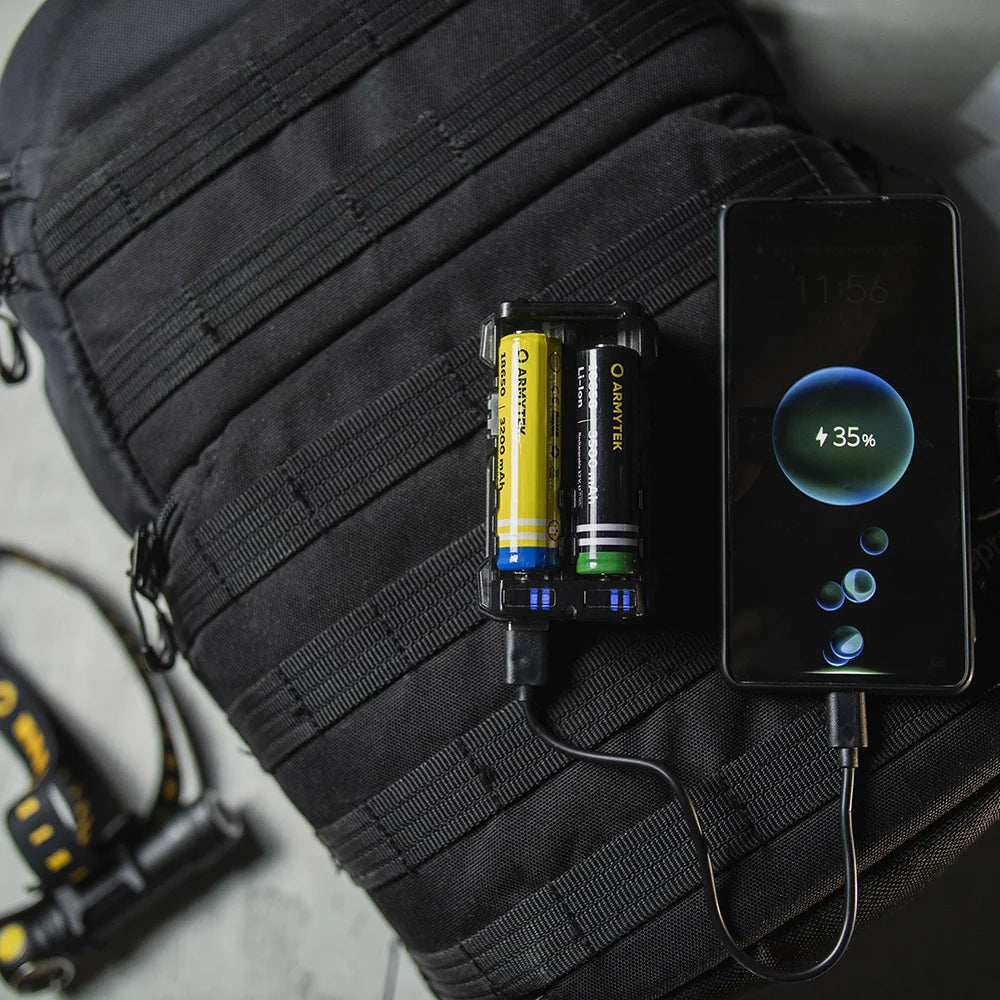 Akkulaturi Armytek Handy C2 VE, 2 latauspaikkaa