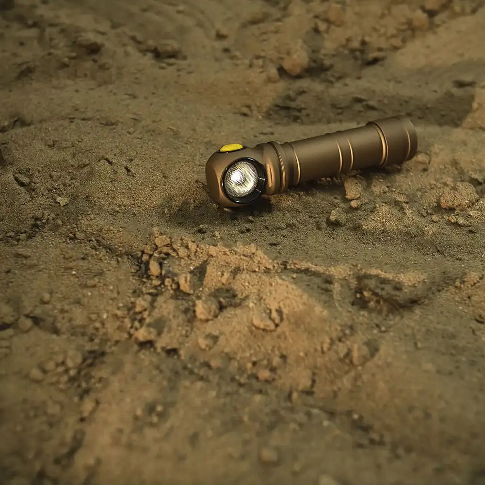 Otsalamppu Armytek Wizard C2 Pro Max Sand Kylmä Sävy 4000 lm