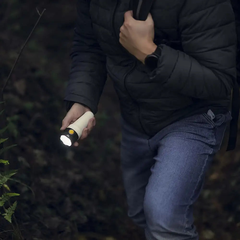 Taskulamppu Armytek Bear WRG Kylmä Sävy, Punainen, Vihreä 1500 lm