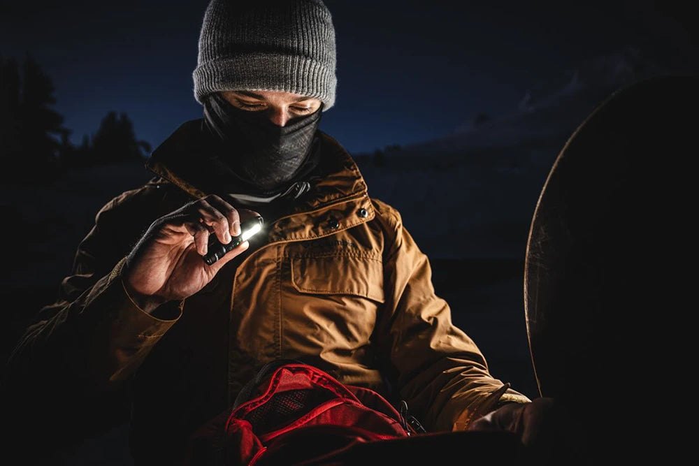 Taskulamppu Coast KL35R Ladattava Korkea CRI Kaksivärinen 600 Lumenia