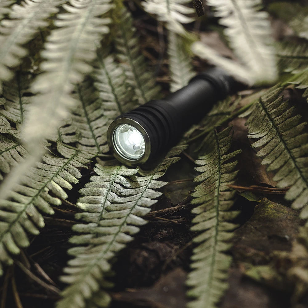 Taskulamppu Armytek Prime C2 Magnet USB Lämmin Sävy 930 lm