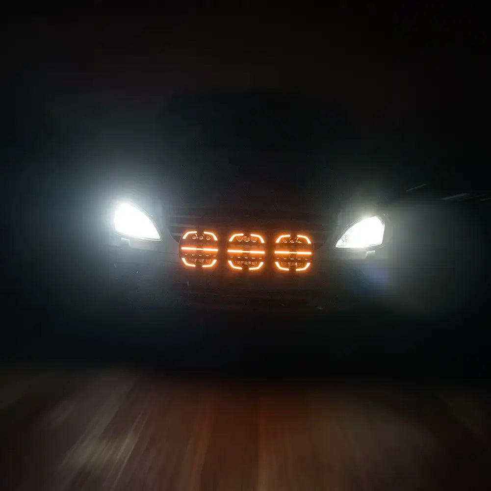 Monsterlux Core 9 LED-lisävalo Mustalla Rungolla