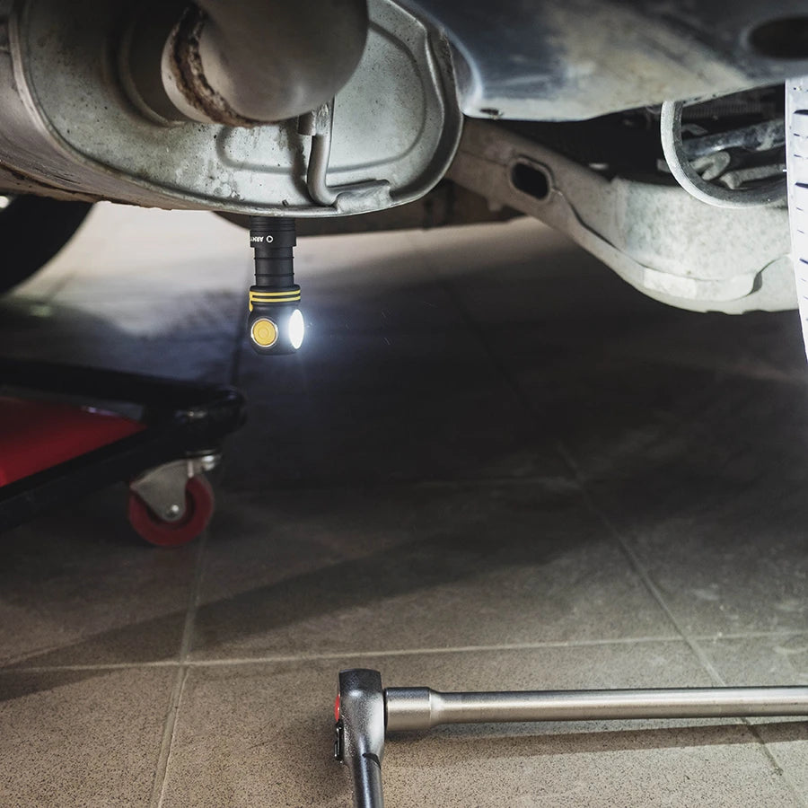 Otsalamppu Armytek Elf C1 Lämmin Sävy 930 lm