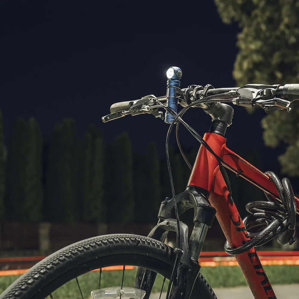 Otsalamppu Armytek Wizard C2 Pro Max LR Finland Edition Kylmä Sävy 4150 lm