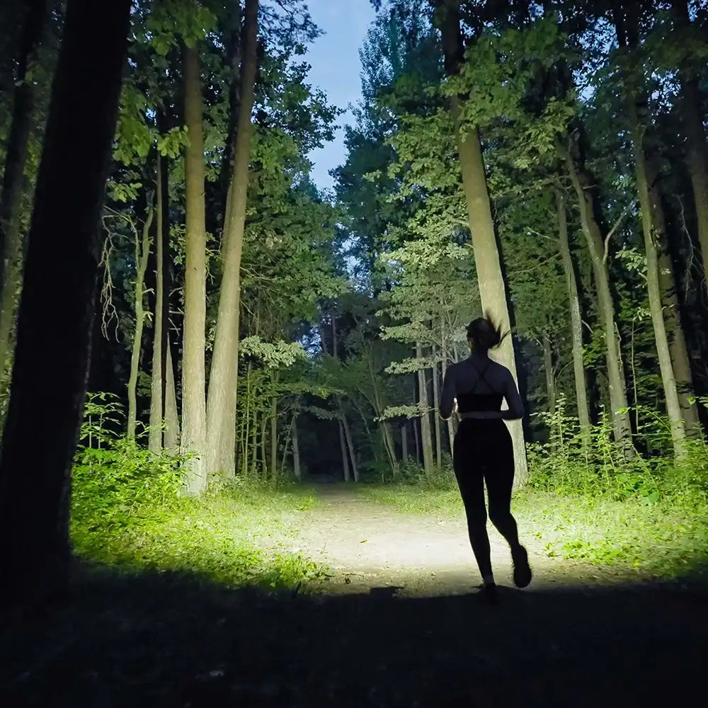 Otsalamppu Armytek Wizard C2 Pro Max LR Lämmin Sävy 3870 lm