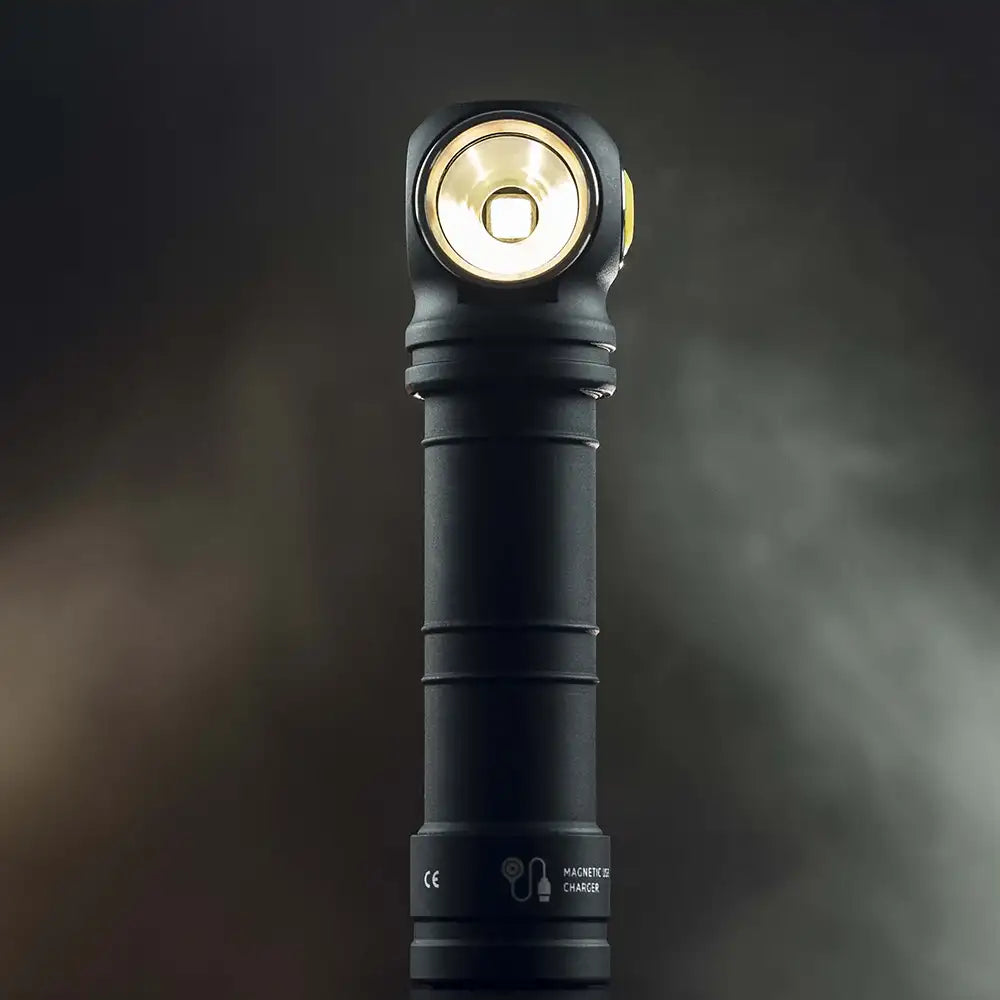 Otsalamppu Armytek Wizard C2 Pro Max LR Lämmin Sävy 3870 lm