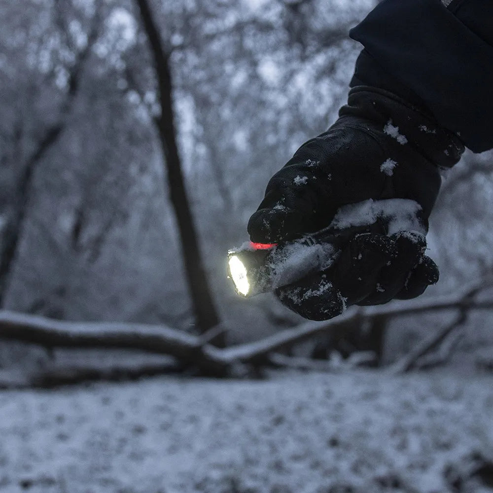 Taskulamppu Armytek Partner C2 Magnet USB Kylmä Sävy 1100 lm