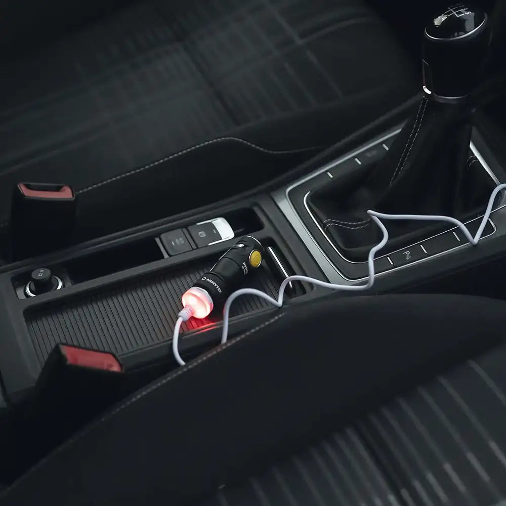 Taskulamppu Armytek Prime C1 Pro Kylmä Sävy 1000 lm