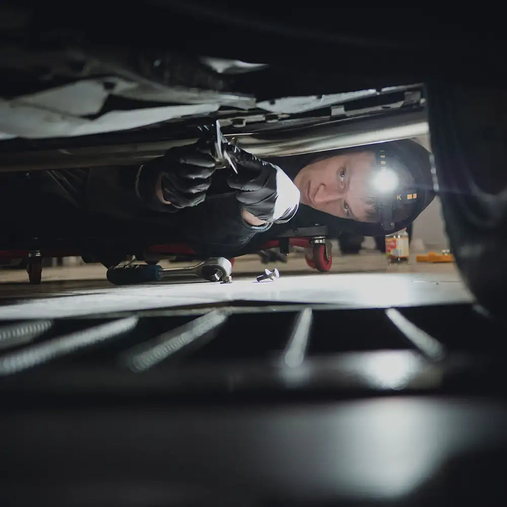 Otsalamppu Armytek Wizard C2 Magnet USB Kylmä Sävy 1200 lm