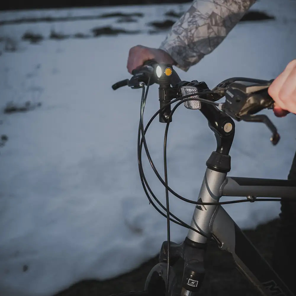 Otsalamppu Armytek Wizard C2 Magnet USB Lämmin Sävy 1120 lm