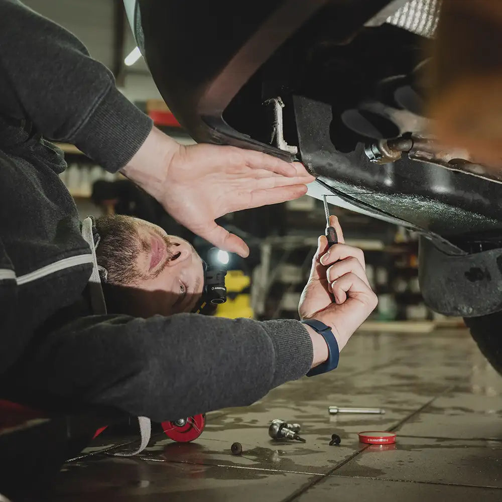 Otsalamppu Armytek Wizard C1 Pro Magnet USB Kylmä Sävy 1000 lm